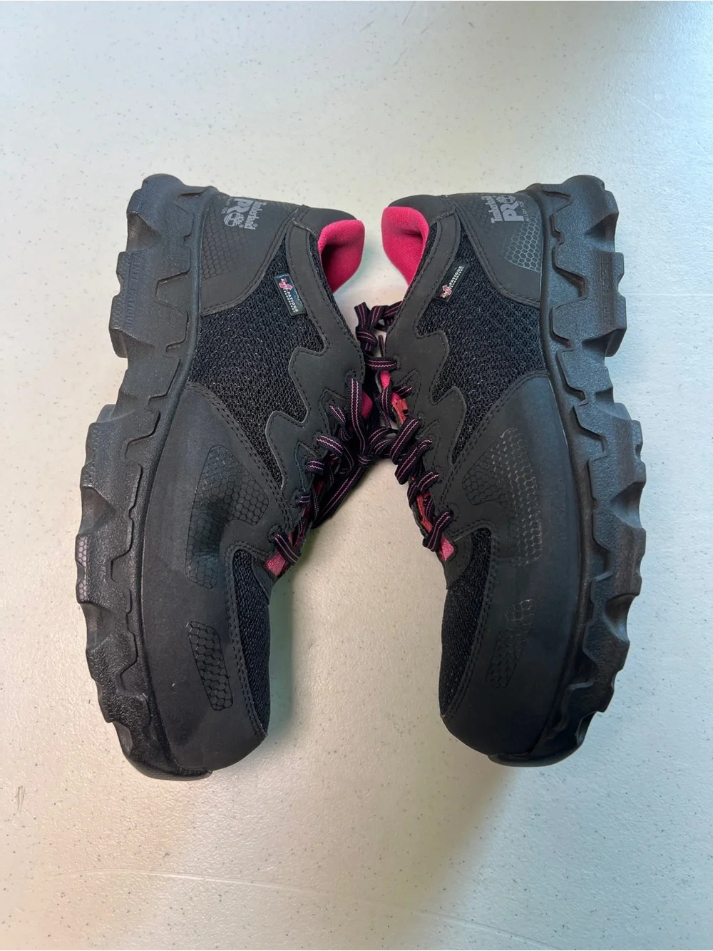 Timberland PRO Womens ESD Safety Work Shoes Alloy Toe Black Pink Size 10W